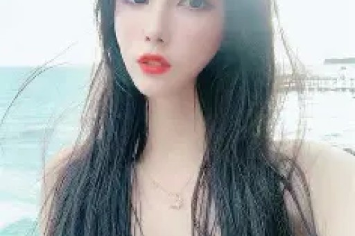 陪玩陪睡算啥？继人体盛宴、舔手指后艺人再曝阴暗面 秦岚被牵